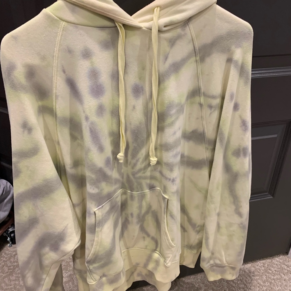 tie dye hoodie